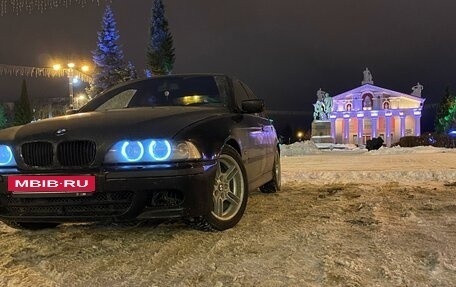 BMW 5 серия, 2002 год, 750 000 рублей, 2 фотография