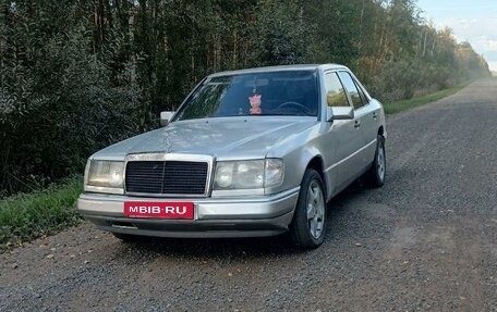 Mercedes-Benz E-Класс, 1994 год, 410 000 рублей, 5 фотография