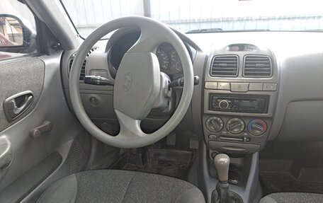 Hyundai Accent II, 2011 год, 550 000 рублей, 6 фотография