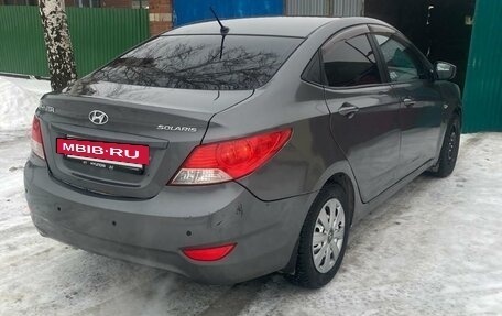 Hyundai Solaris II рестайлинг, 2013 год, 645 000 рублей, 4 фотография