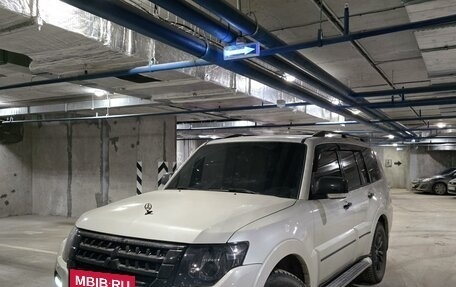 Mitsubishi Pajero IV, 2019 год, 4 290 000 рублей, 2 фотография