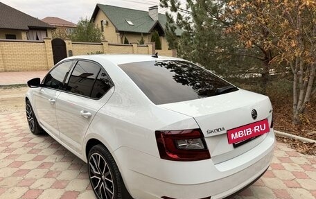 Skoda Octavia, 2018 год, 1 880 000 рублей, 5 фотография