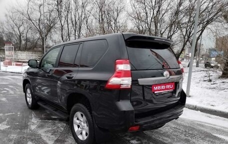 Toyota Land Cruiser Prado 150 рестайлинг 2, 2015 год, 4 600 000 рублей, 23 фотография