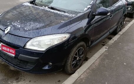 Renault Megane III, 2010 год, 650 000 рублей, 1 фотография