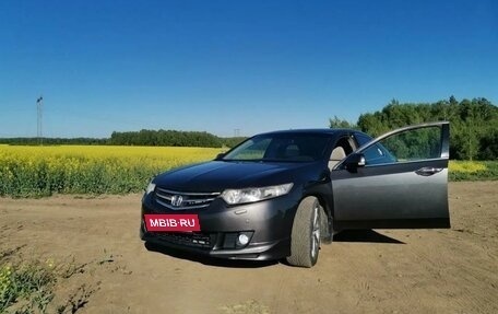 Honda Accord VIII рестайлинг, 2008 год, 1 100 000 рублей, 2 фотография