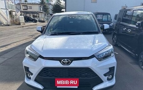 Toyota Raize I, 2021 год, 1 300 000 рублей, 2 фотография