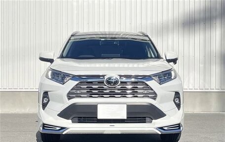 Toyota RAV4, 2021 год, 2 489 000 рублей, 2 фотография