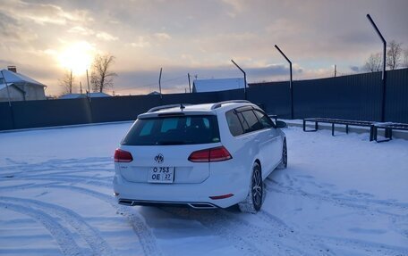 Volkswagen Golf VII, 2018 год, 1 790 000 рублей, 7 фотография