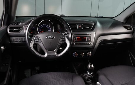 KIA Rio III рестайлинг, 2016 год, 999 000 рублей, 6 фотография