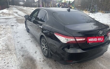 Toyota Camry, 2021 год, 3 500 000 рублей, 6 фотография