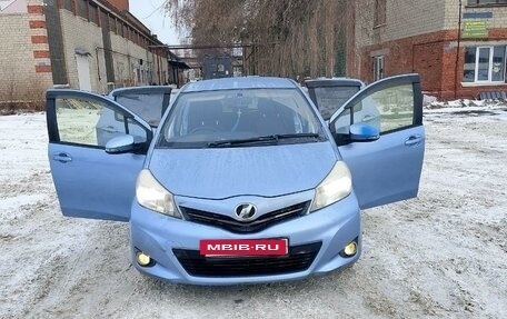 Toyota Vitz, 2013 год, 869 000 рублей, 8 фотография