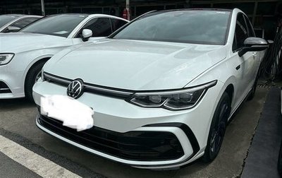 Volkswagen Golf VIII, 2021 год, 2 220 000 рублей, 1 фотография