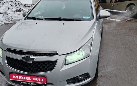 Chevrolet Cruze II, 2011 год, 750 000 рублей, 6 фотография