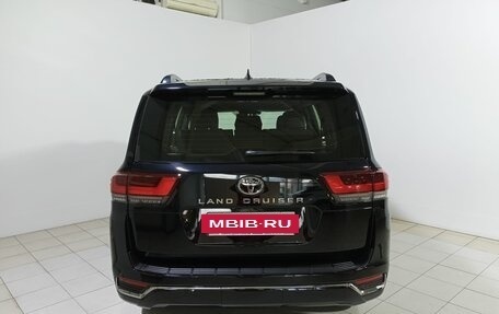 Toyota Land Cruiser, 2024 год, 15 000 000 рублей, 16 фотография