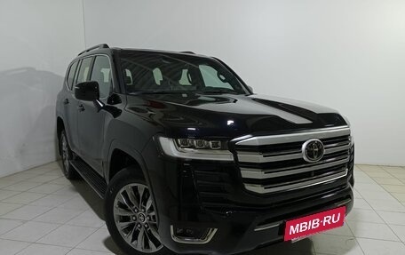 Toyota Land Cruiser, 2024 год, 15 000 000 рублей, 36 фотография
