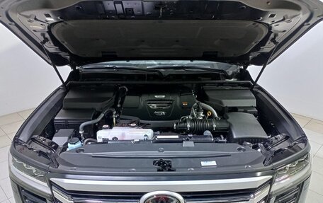 Toyota Land Cruiser, 2024 год, 15 000 000 рублей, 38 фотография