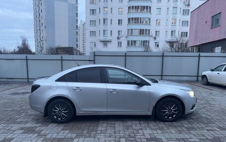 Chevrolet Cruze II, 2011 год, 810 000 рублей, 10 фотография