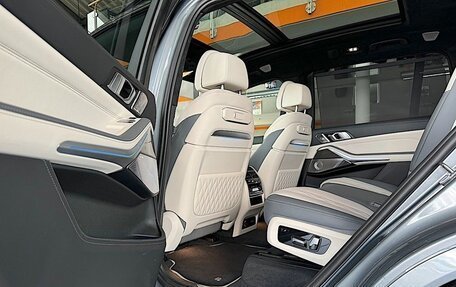 BMW X7, 2024 год, 25 700 000 рублей, 14 фотография