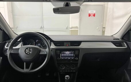 Skoda Rapid I, 2019 год, 1 350 000 рублей, 14 фотография