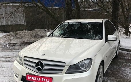 Mercedes-Benz C-Класс, 2011 год, 1 950 000 рублей, 7 фотография