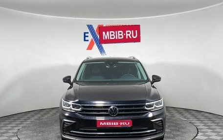 Volkswagen Tiguan II, 2021 год, 2 999 000 рублей, 1 фотография