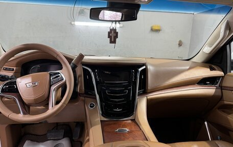 Cadillac Escalade IV, 2016 год, 4 750 000 рублей, 6 фотография