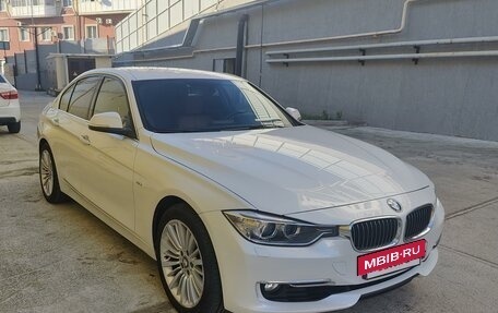 BMW 3 серия, 2014 год, 1 900 000 рублей, 3 фотография