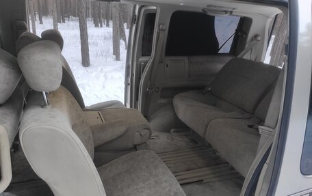 Nissan Elgrand III, 2002 год, 1 480 000 рублей, 16 фотография