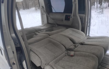 Nissan Elgrand III, 2002 год, 1 480 000 рублей, 20 фотография