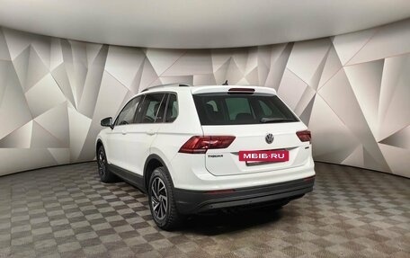 Volkswagen Tiguan II, 2018 год, 2 355 000 рублей, 4 фотография