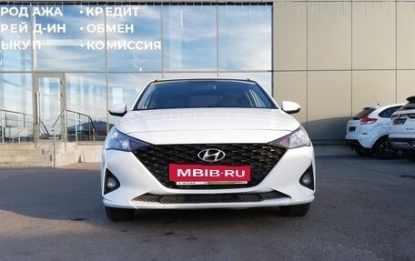 Hyundai Solaris II рестайлинг, 2021 год, 1 555 000 рублей, 4 фотография