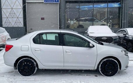 Renault Logan II, 2017 год, 930 000 рублей, 6 фотография