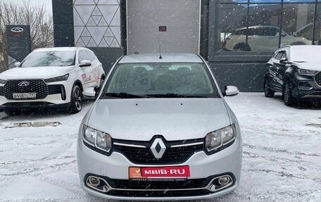 Renault Logan II, 2017 год, 930 000 рублей, 8 фотография