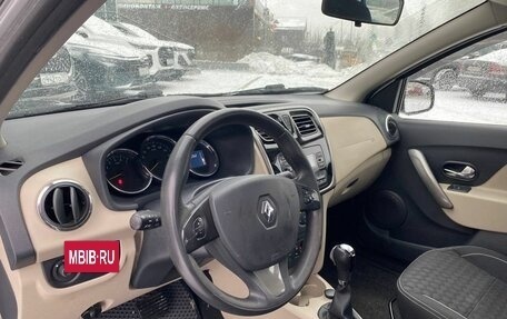 Renault Logan II, 2017 год, 930 000 рублей, 9 фотография