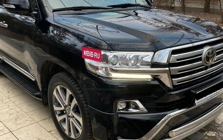 Toyota Land Cruiser 200, 2016 год, 5 500 000 рублей, 4 фотография