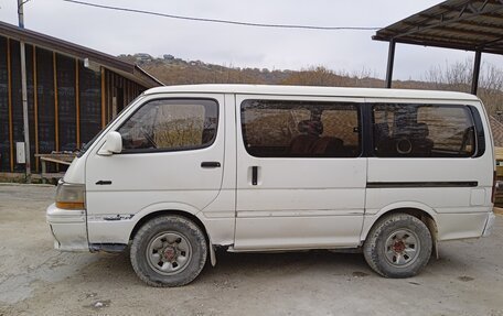 Toyota HiAce H100, 1993 год, 599 000 рублей, 2 фотография