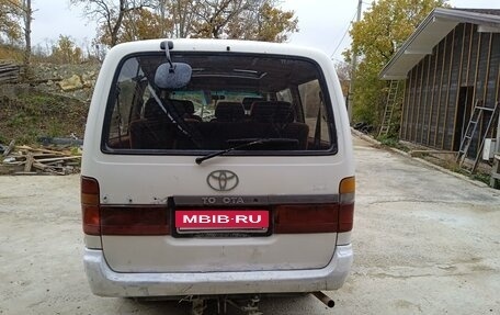 Toyota HiAce H100, 1993 год, 599 000 рублей, 6 фотография