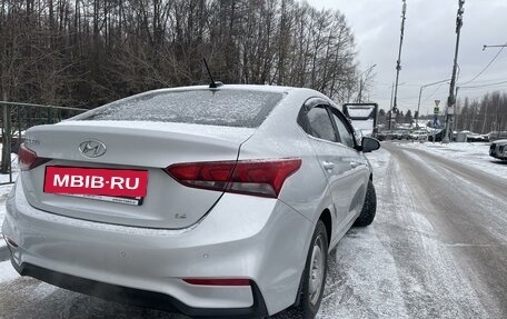 Hyundai Solaris II рестайлинг, 2017 год, 1 410 000 рублей, 5 фотография