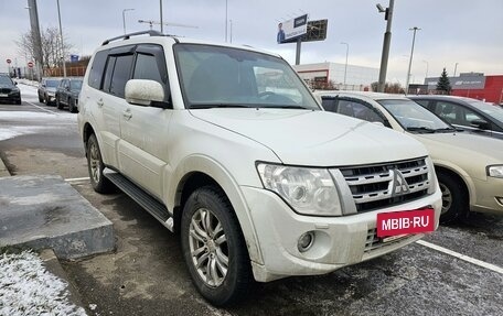 Mitsubishi Pajero IV, 2014 год, 2 045 000 рублей, 2 фотография