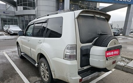 Mitsubishi Pajero IV, 2014 год, 2 045 000 рублей, 3 фотография