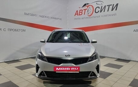 KIA Rio IV, 2020 год, 1 225 000 рублей, 2 фотография