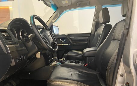 Mitsubishi Pajero IV, 2011 год, 1 520 000 рублей, 12 фотография