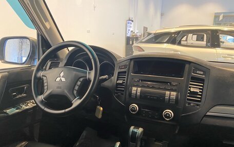 Mitsubishi Pajero IV, 2011 год, 1 520 000 рублей, 29 фотография