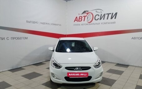 Hyundai Solaris II рестайлинг, 2013 год, 860 000 рублей, 2 фотография