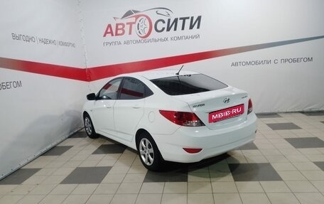 Hyundai Solaris II рестайлинг, 2013 год, 860 000 рублей, 5 фотография