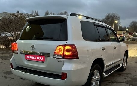 Toyota Land Cruiser 200, 2013 год, 4 000 000 рублей, 6 фотография