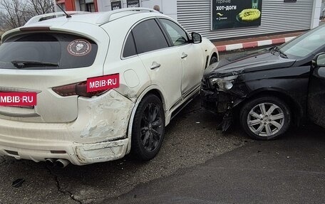 Infiniti FX II, 2012 год, 1 000 000 рублей, 2 фотография