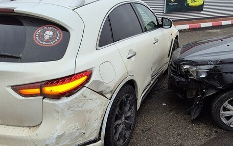 Infiniti FX II, 2012 год, 1 000 000 рублей, 7 фотография