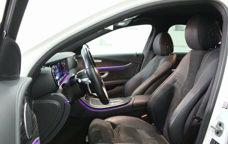 Mercedes-Benz E-Класс, 2021 год, 4 950 000 рублей, 20 фотография
