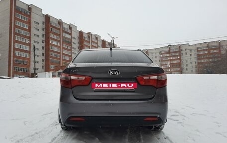 KIA Rio III рестайлинг, 2013 год, 870 000 рублей, 5 фотография